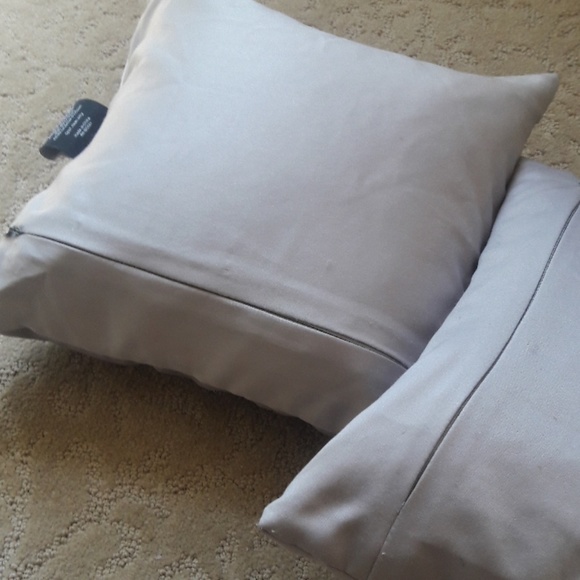 Tahari Home Accents Tahari Home Decorative Accent Pillows Set Of 2